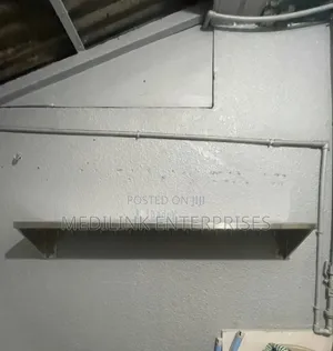 Customized Wall Shelves Installable 5ft
