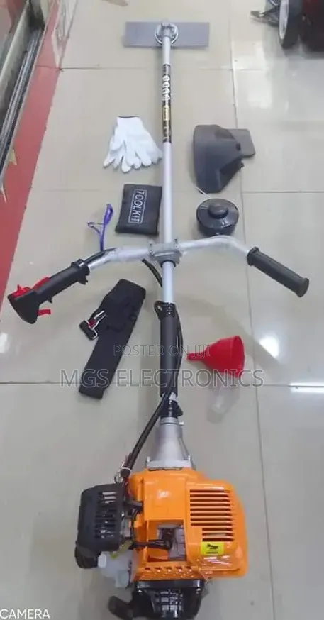 Dera 4 Stroke Brush Cutter