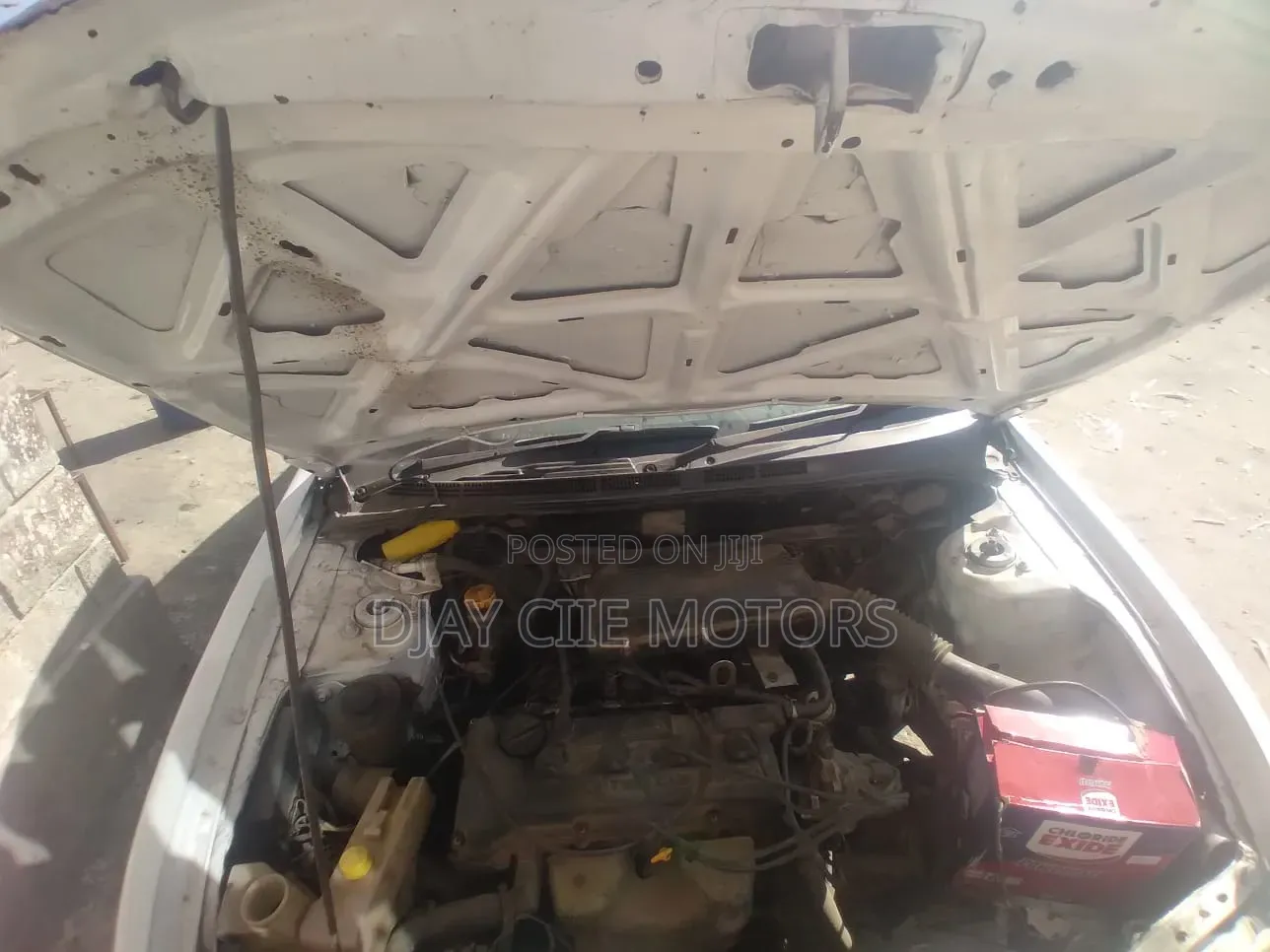 Nissan Sunny 2001 White