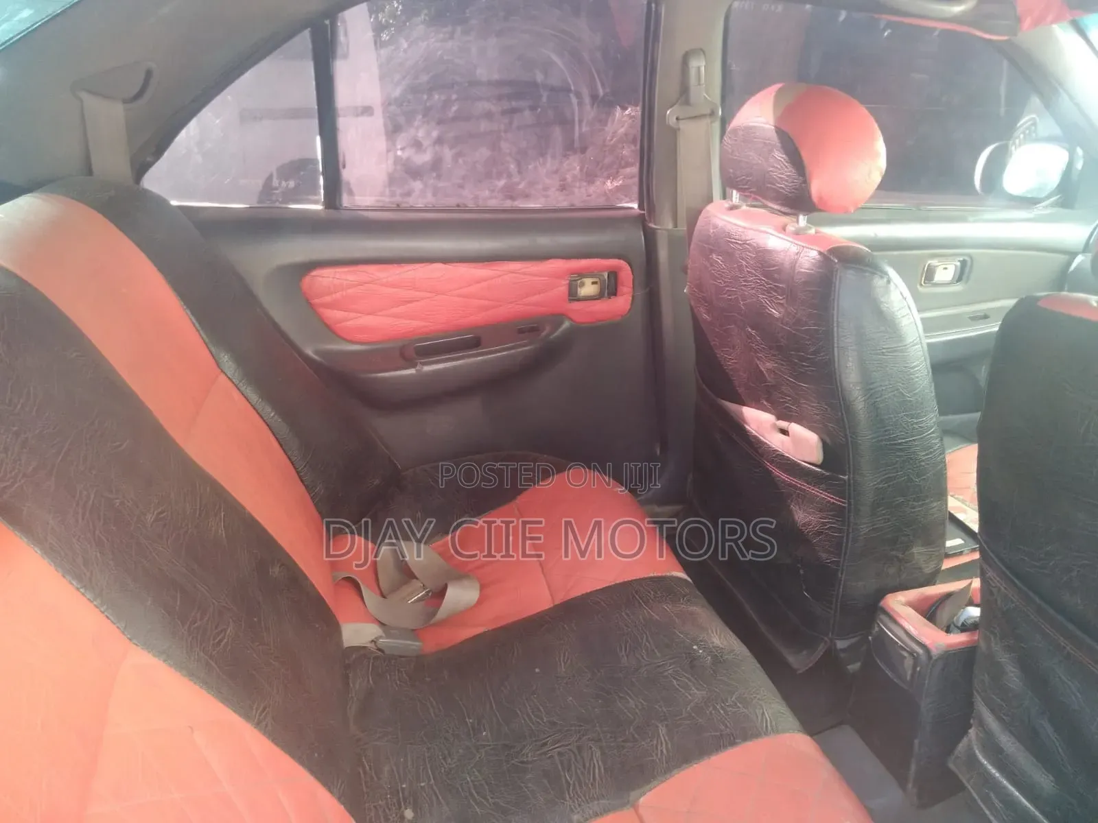 Nissan Sunny 2001 White