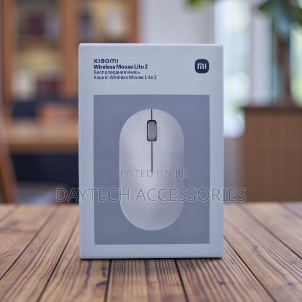 Xiaomi Wireless Mouse Lite 2 Featured in a Black Color Variant. - thumbnail 2