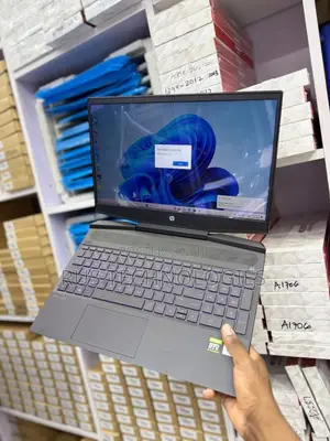 New Laptop HP Pavilion 15 16GB Intel Core i7 SSD 512GB