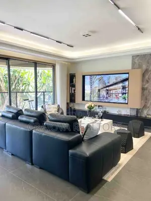 4bdrm Apartment in Raphta Road Area for sale
