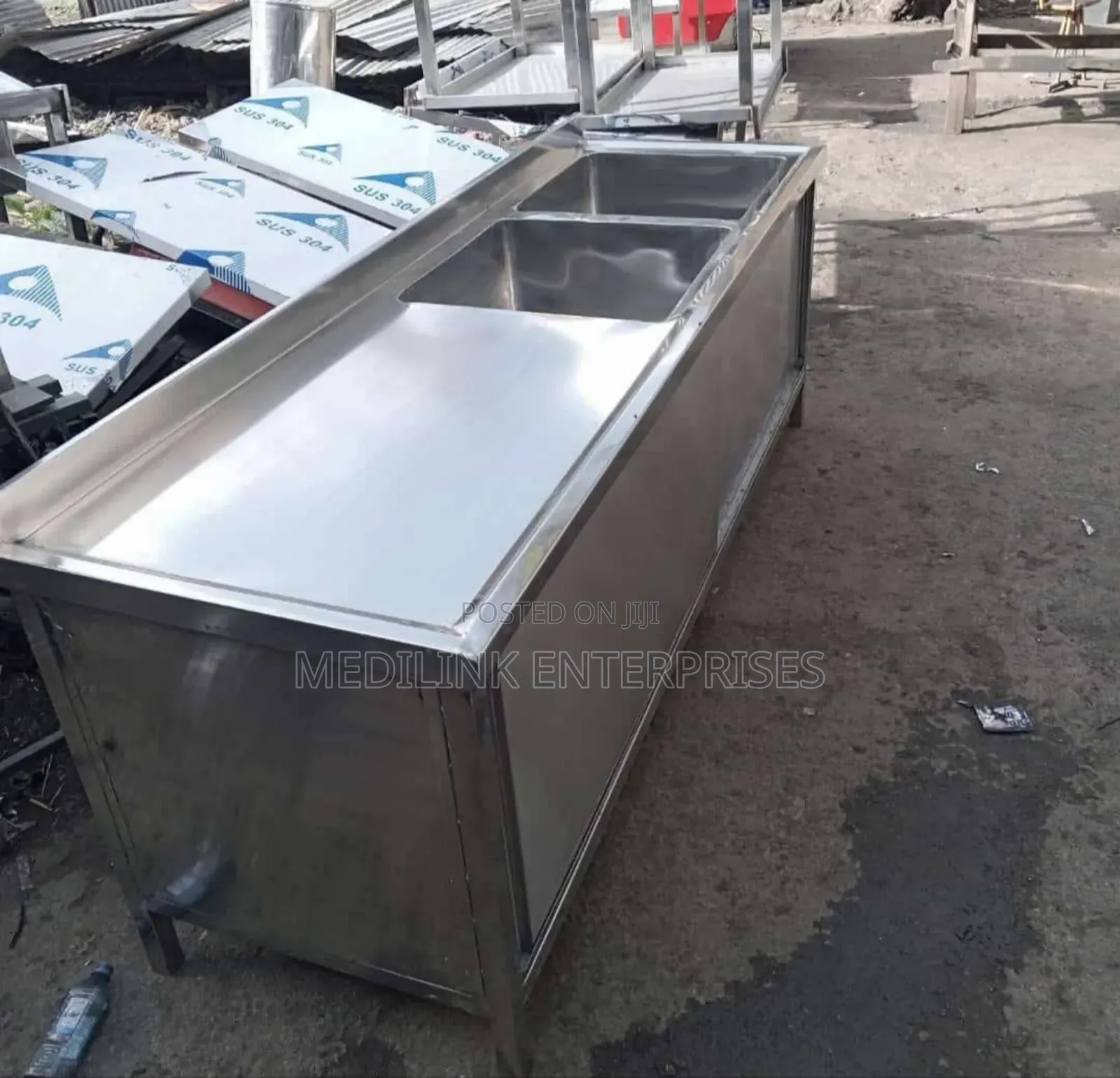 Ss 340 Stainless Customized Modern Double Sink+Tables