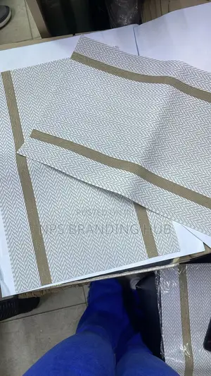 6pcs PVC Table Mats Size: 30*45cm (N.Y.O