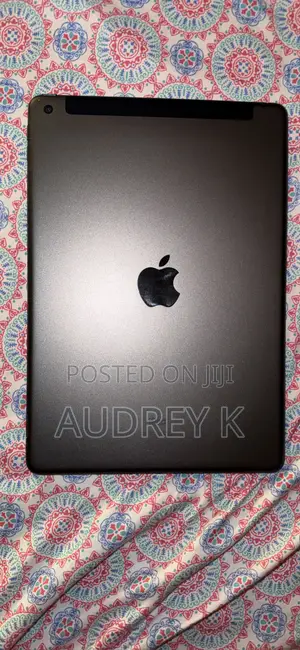 Apple iPad Wi-Fi +3G 128 GB Gray