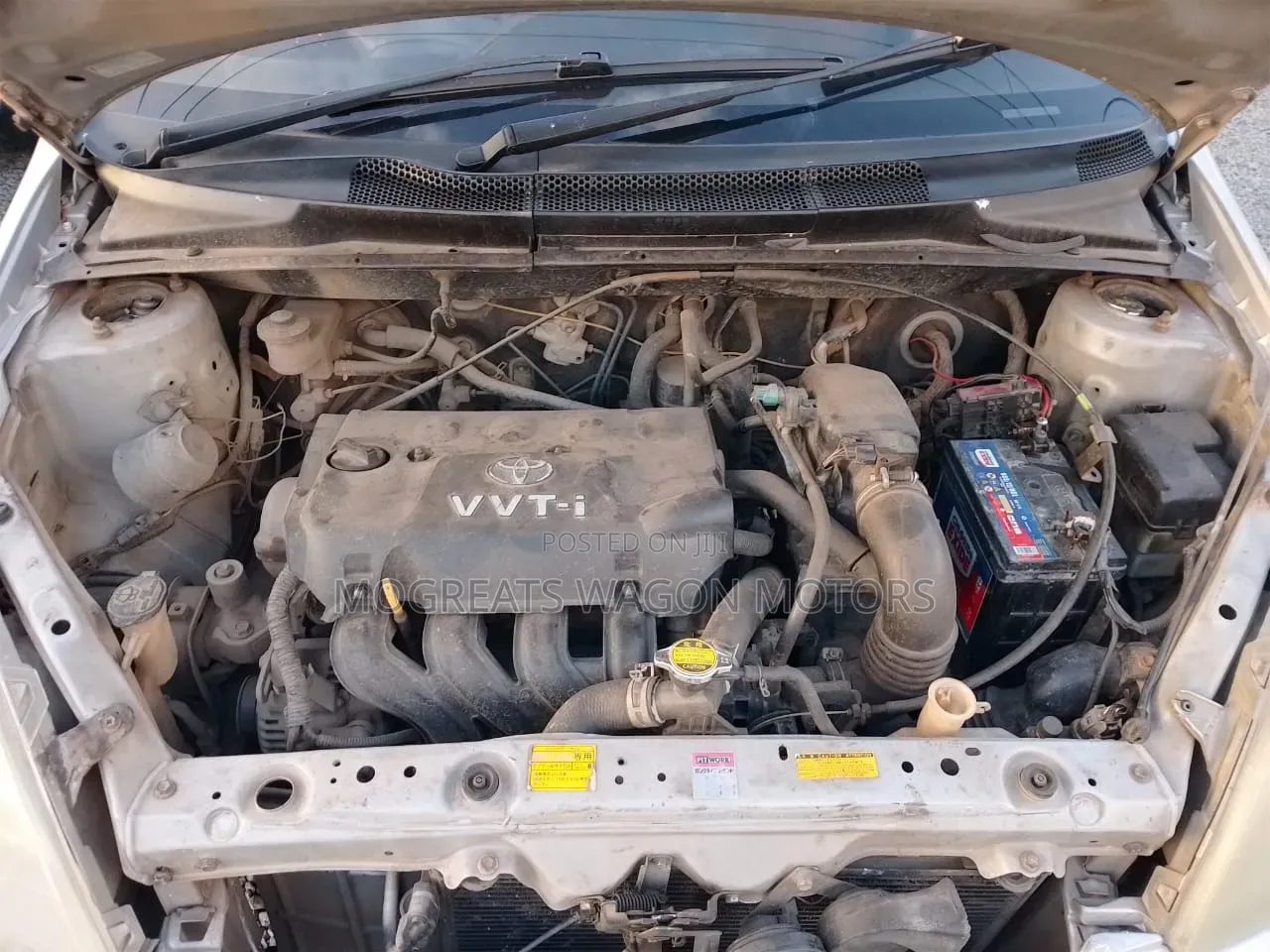 Toyota Vitz 2000 Silver