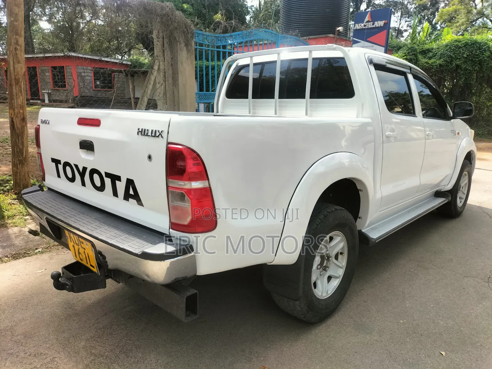 Toyota Hilux 2014 Off white