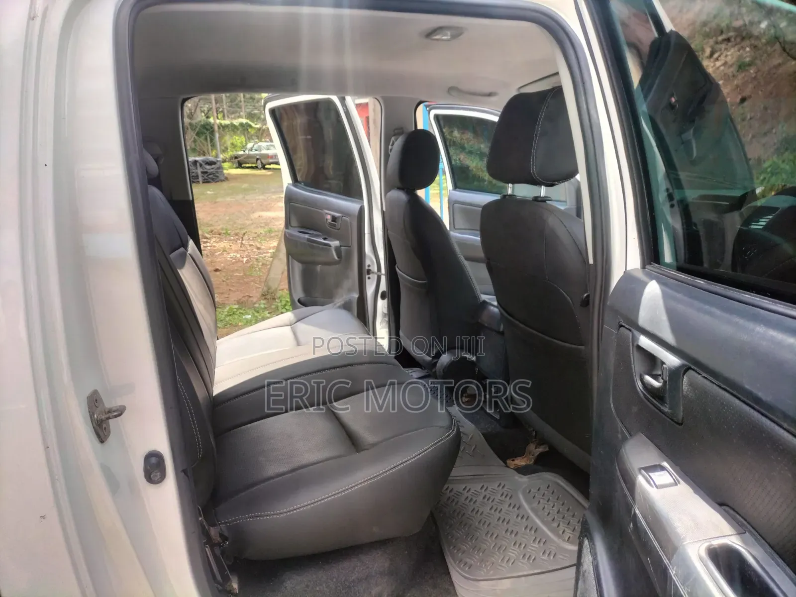 Toyota Hilux 2014 Off white