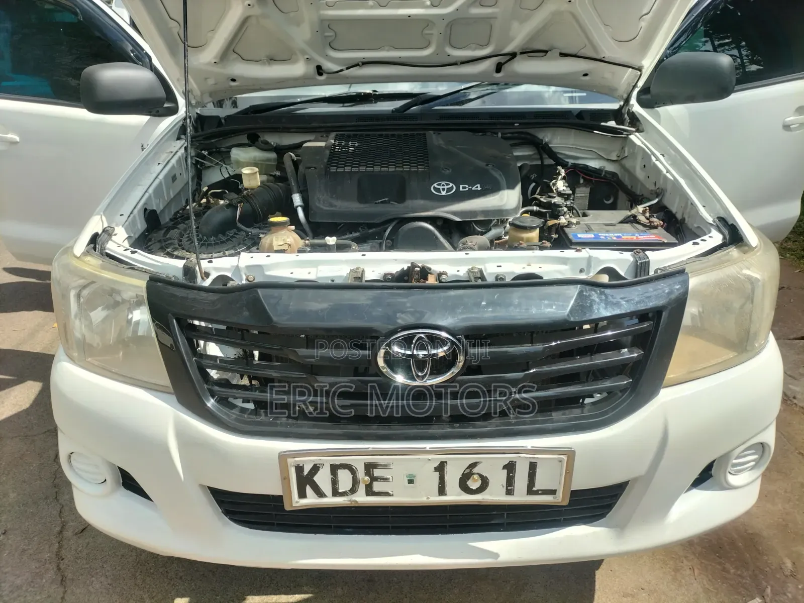 Toyota Hilux 2014 Off white