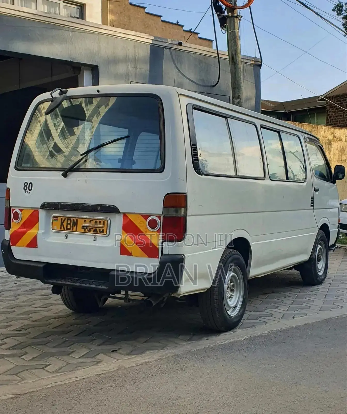 Toyota HiAce 2004 White