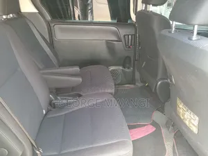 Toyota Noah 2015 Silver