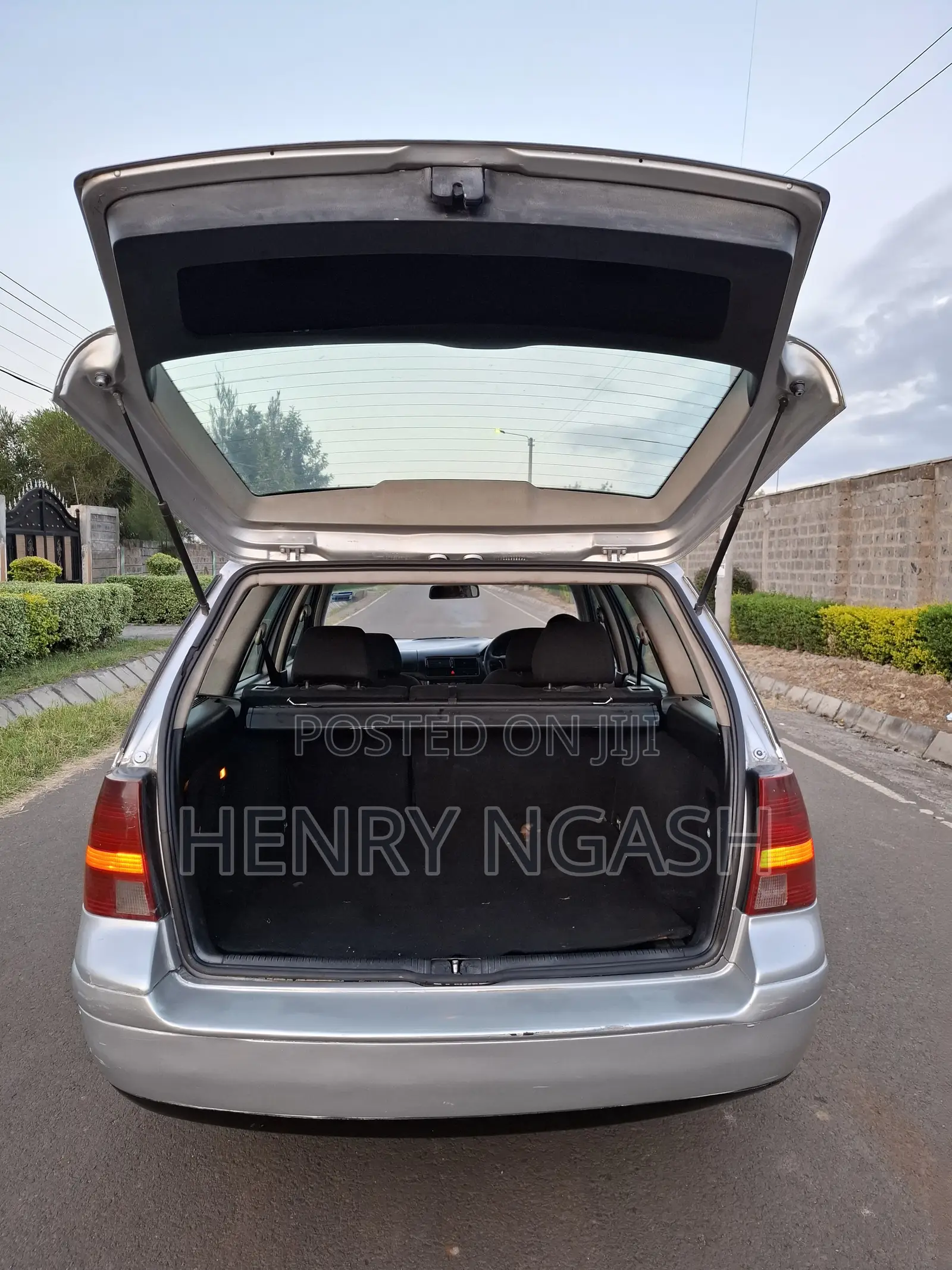 Volkswagen Golf 2001 Silver
