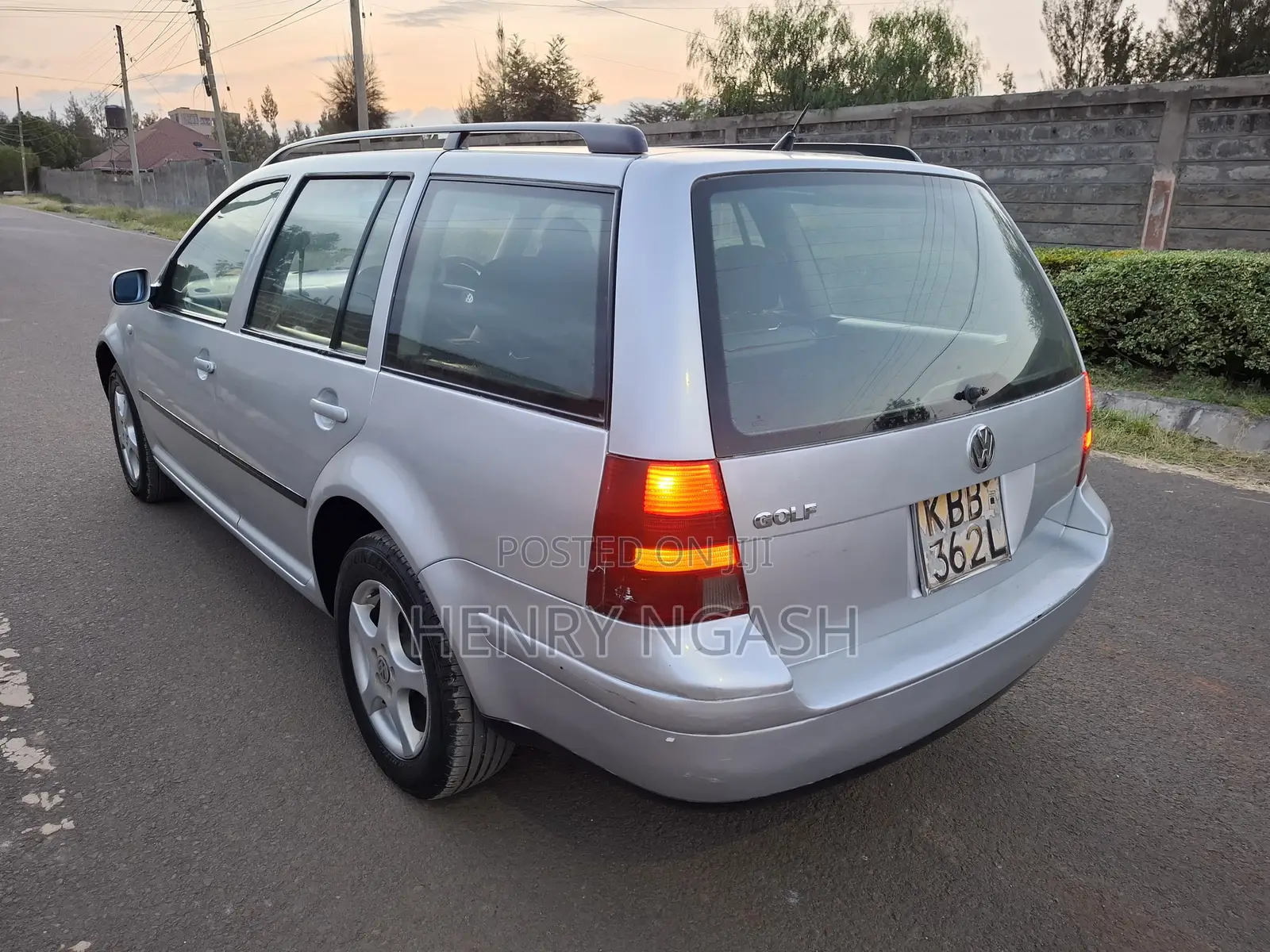 Volkswagen Golf 2001 Silver