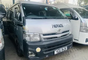 Toyota HiAce 2010 Silver