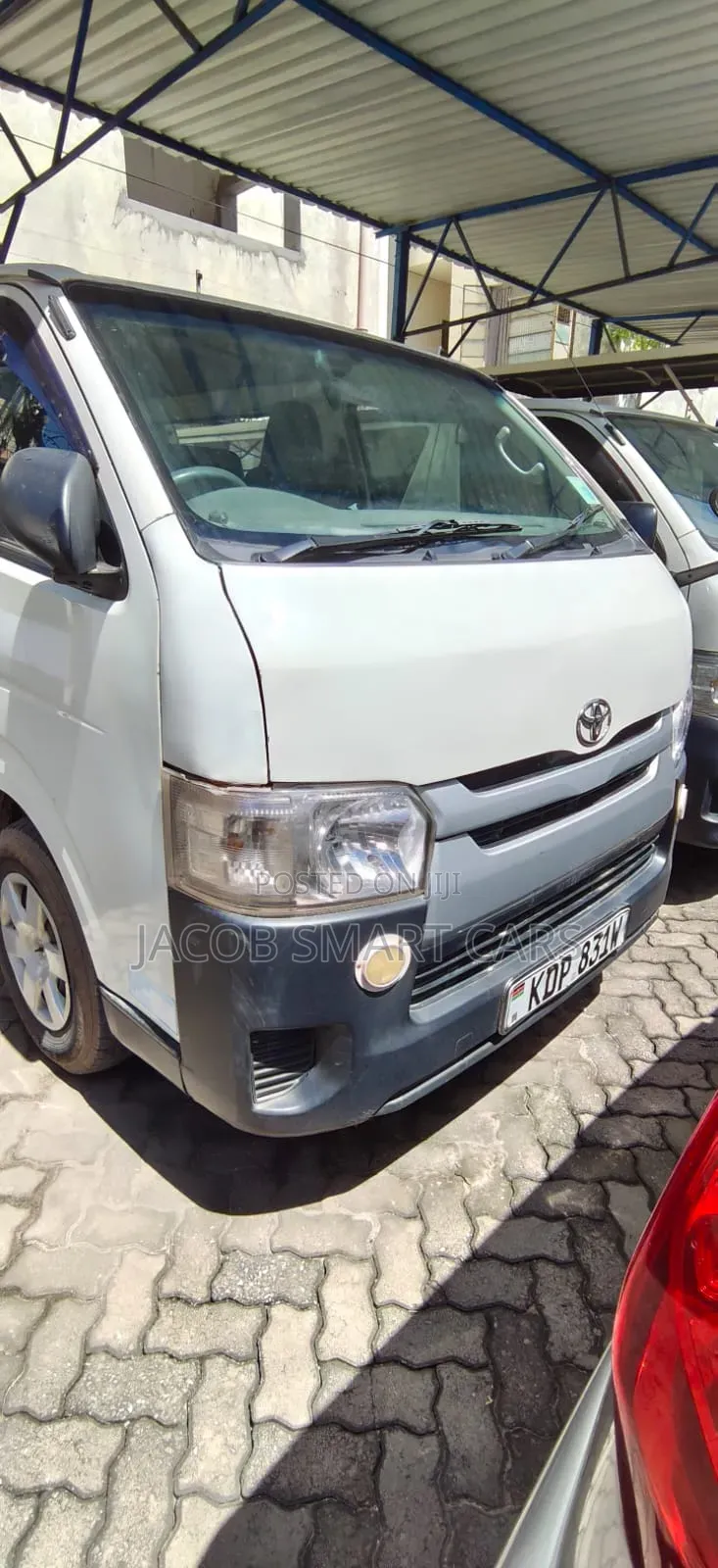 Toyota HiAce 2017 White