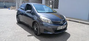 Toyota Vitz 2013 Gray