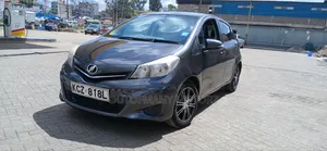 Toyota Vitz 2013 Gray