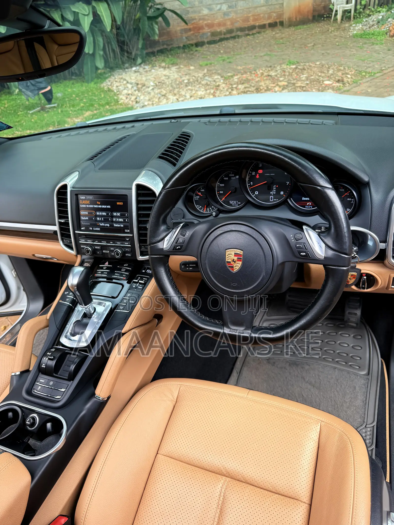 Porsche Cayenne 4dr SUV AWD (3.6L 6cyl 6M) 2014 Pearl