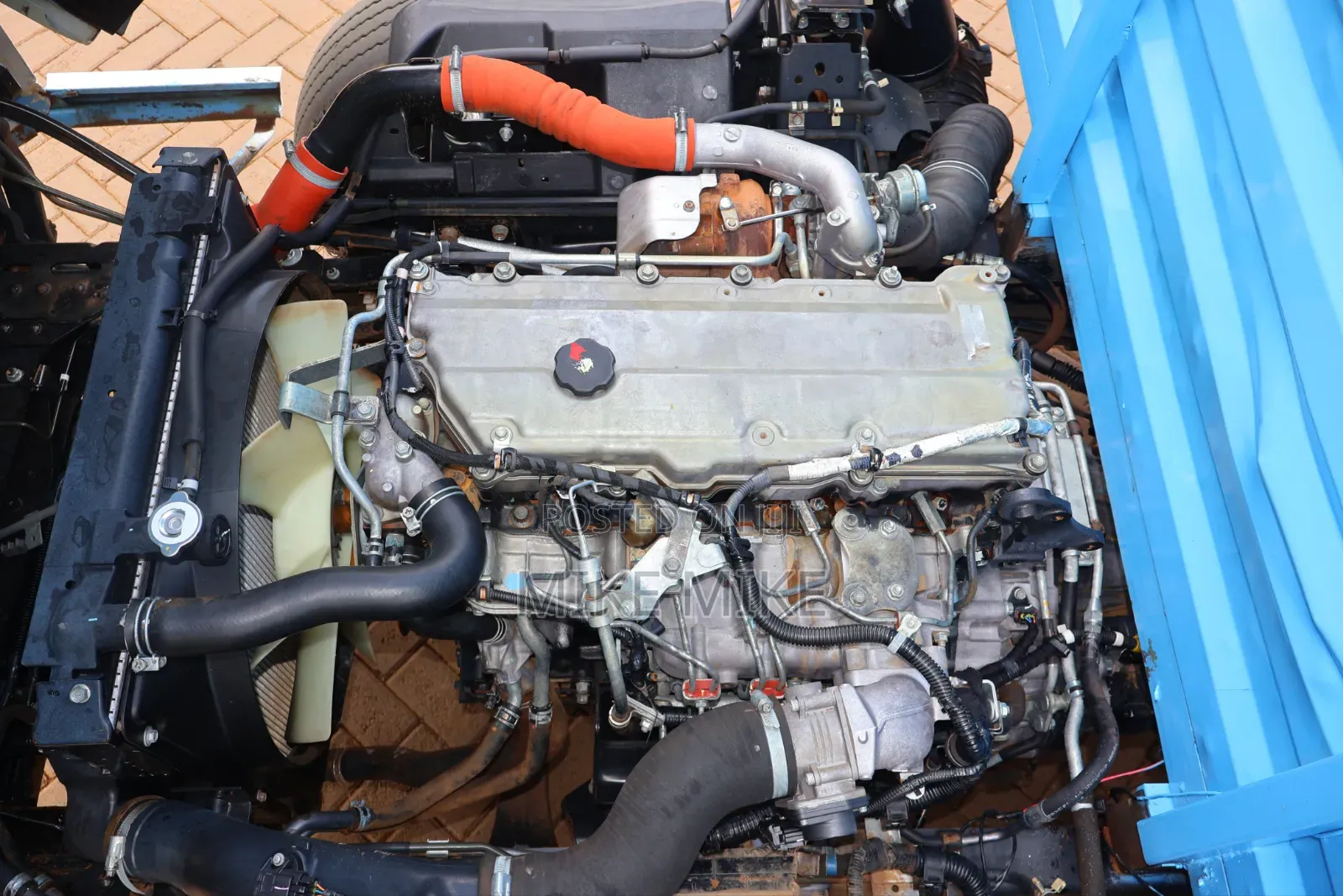 Isuzu NQR 2022