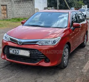 Toyota Corolla Fielder 2015
