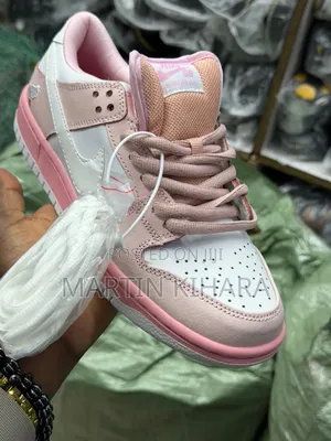 Nike Sb Dunks(Size 36-42)