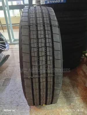 Runever 235/75r17.5 Heavy Truck Tire | Ru828 Pattern
