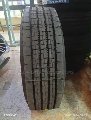 Runever 235/75r17.5 Heavy Truck Tire | Ru828 Pattern
