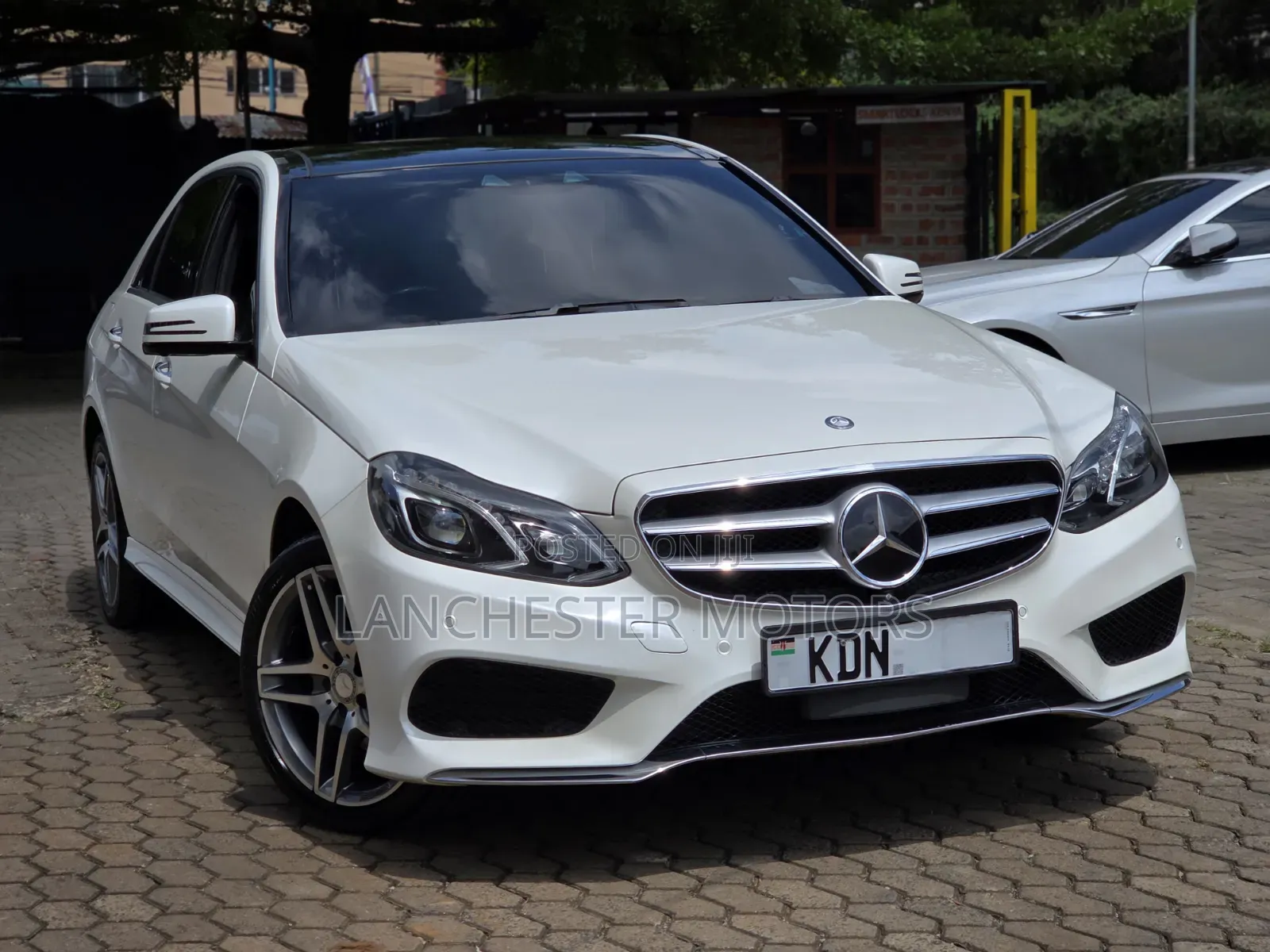 Mercedes-Benz E250 2015 White