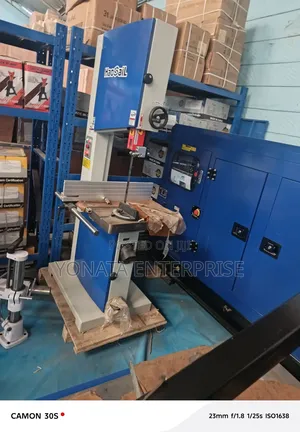 Woodworking Band Saw Machine