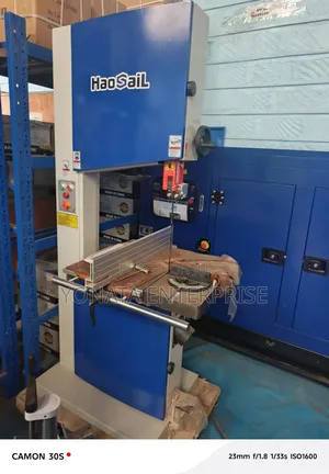 Woodworking Band Saw Machine