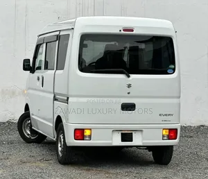 Suzuki Every 2019 White