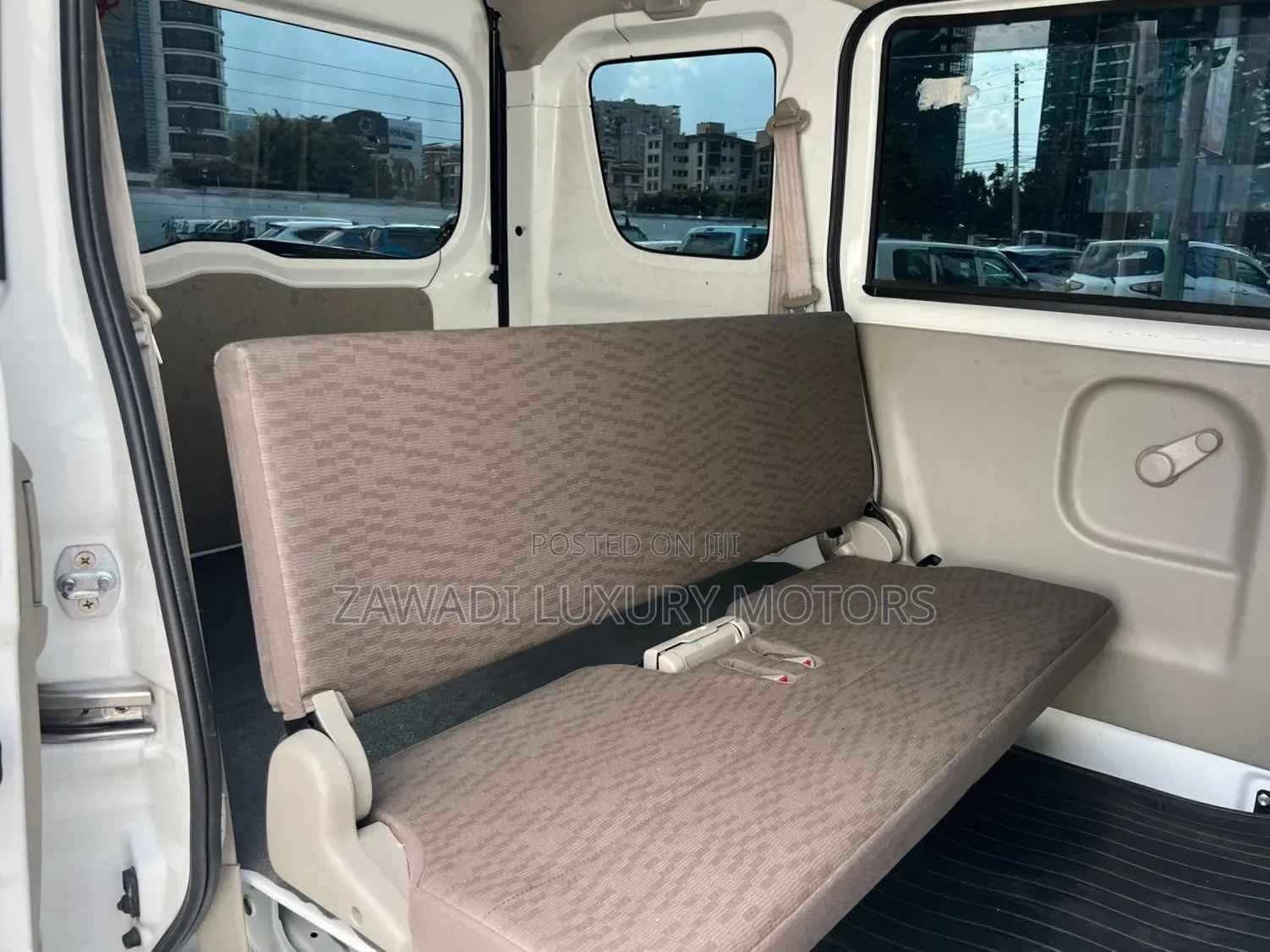 Suzuki Every 2019 White