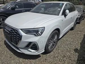 Audi Q3 2021 White