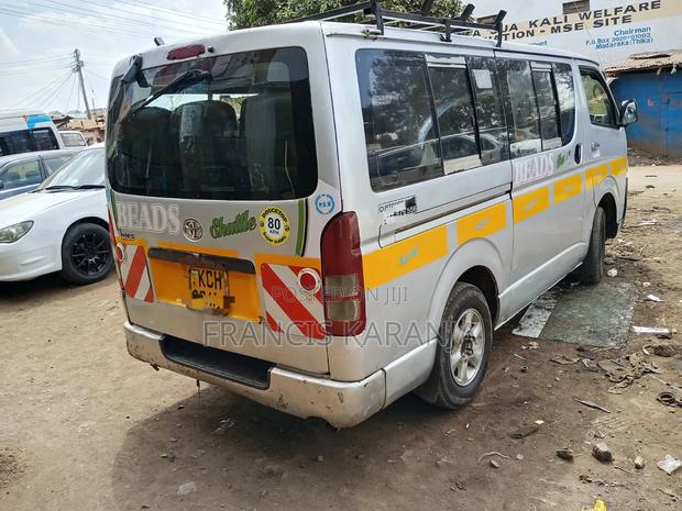Toyota HiAce 2008 Silver