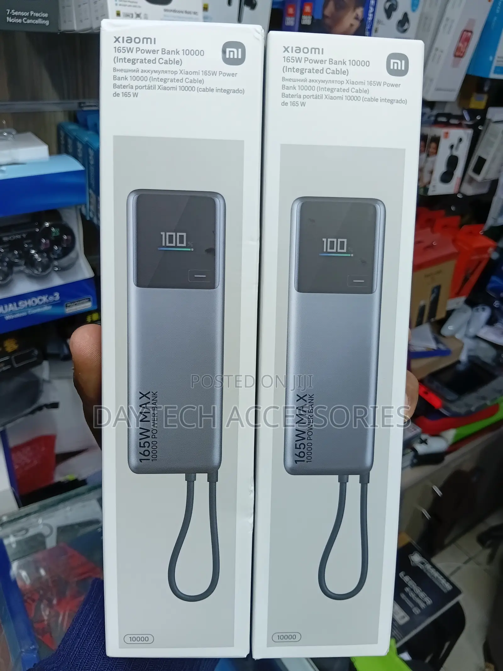 Xiaomi 165w 10000mah (Integrated Cable) Power Bank.