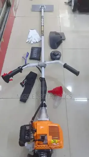 Dera 2 Stroke Brush Cutter