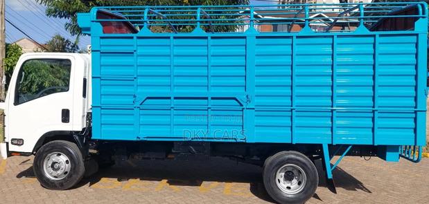 Isuzu NQR 2025 Local - thumbnail 4
