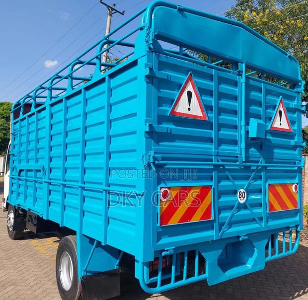 Isuzu NQR 2025 Local - thumbnail 5