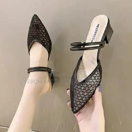 Chunky Pointed Shoes - thumbnail 2