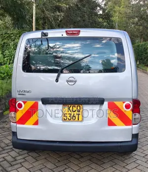 Nissan NV200 2012 White