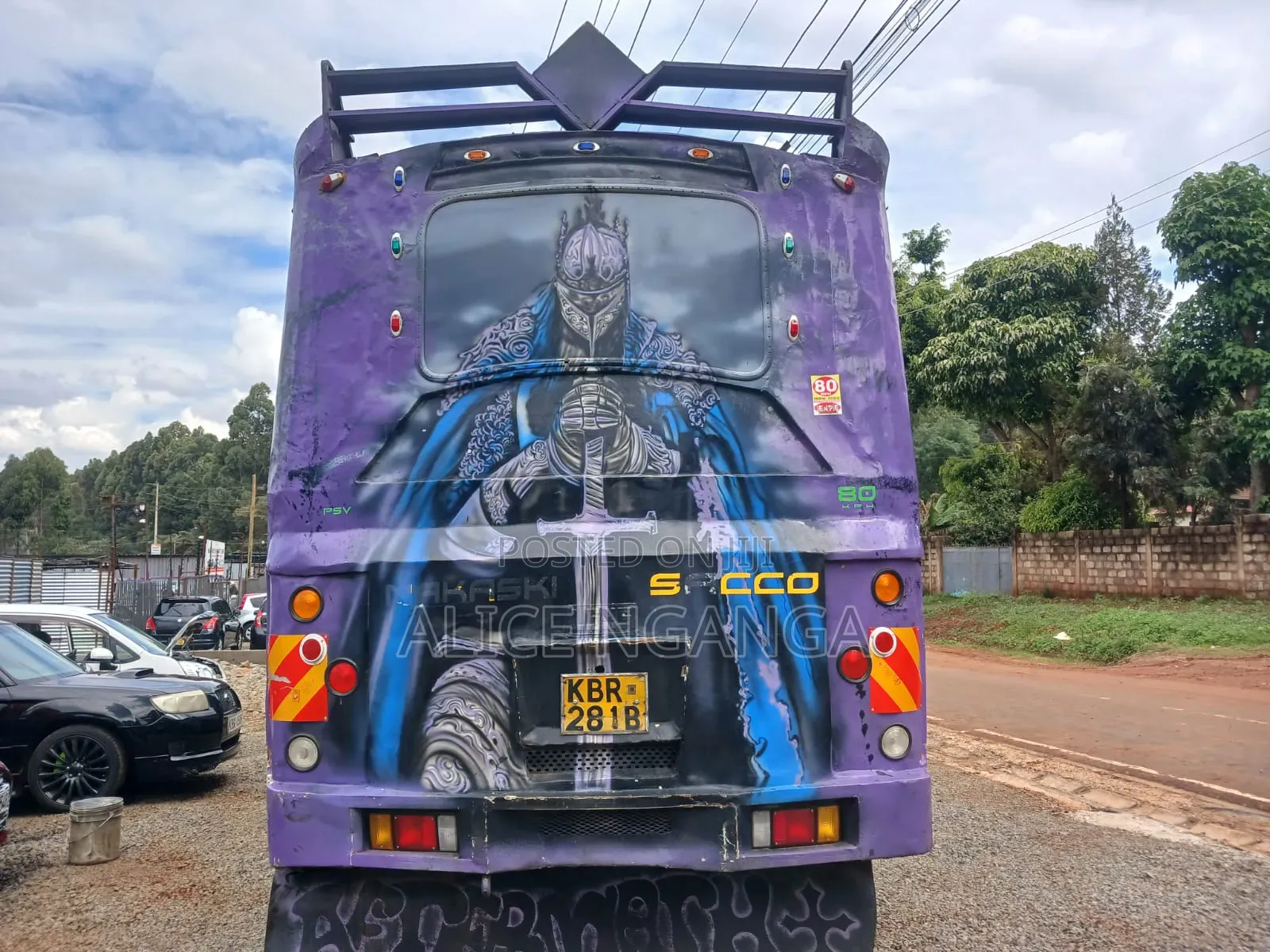 Isuzu Executive Bus 2008 Blue