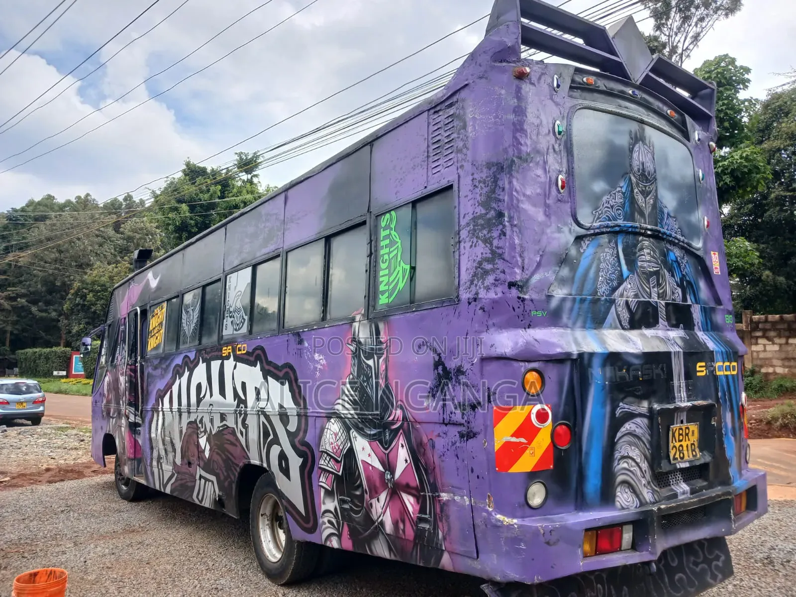 Isuzu Executive Bus 2008 Blue