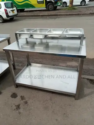 Working Table With 4 Insert