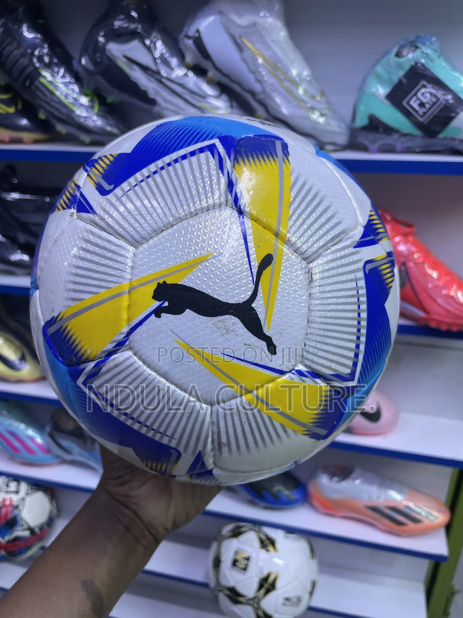 Mikasa ,Puma,adidas, Molten Orginal Soccer Balls Tube Tubeless