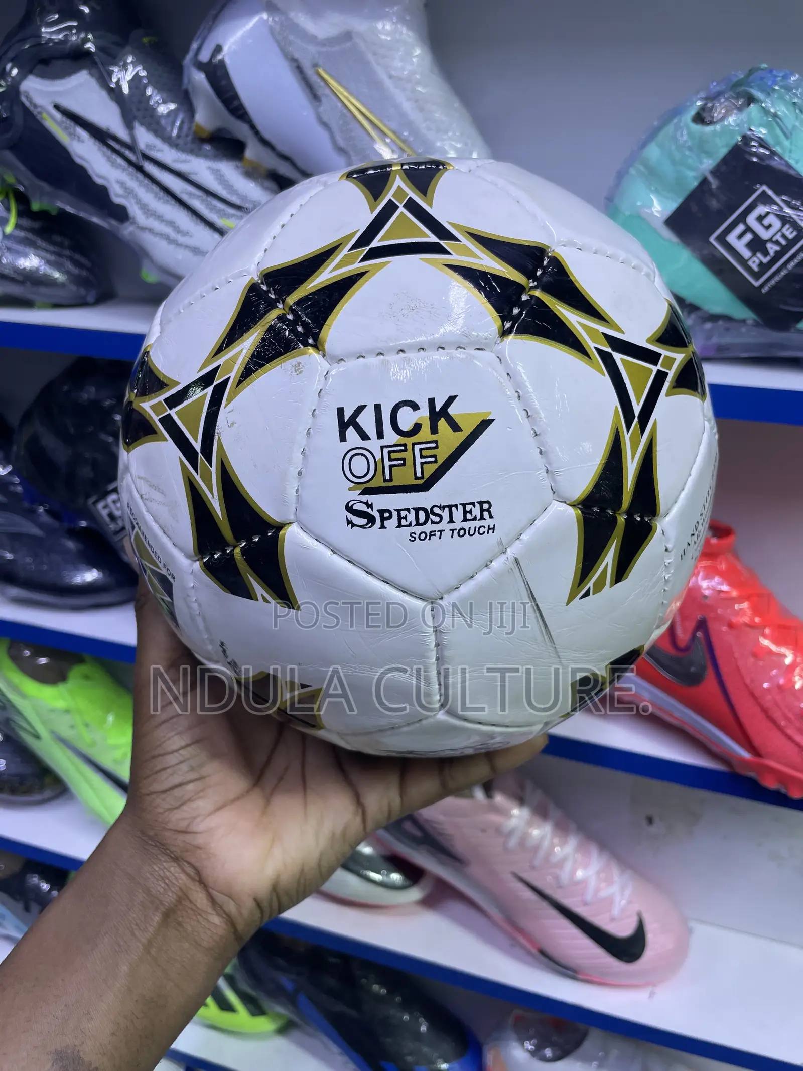 Mikasa ,Puma,adidas, Molten Orginal Soccer Balls Tube Tubeless