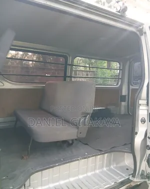 Toyota HiAce 2016 Silver