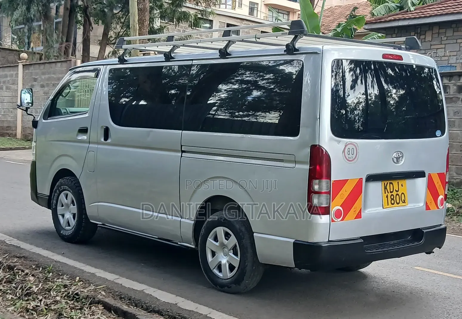 Toyota HiAce 2016 Silver