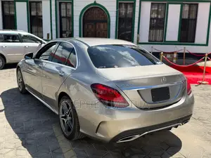 Mercedes-Benz C200 2019 Gray