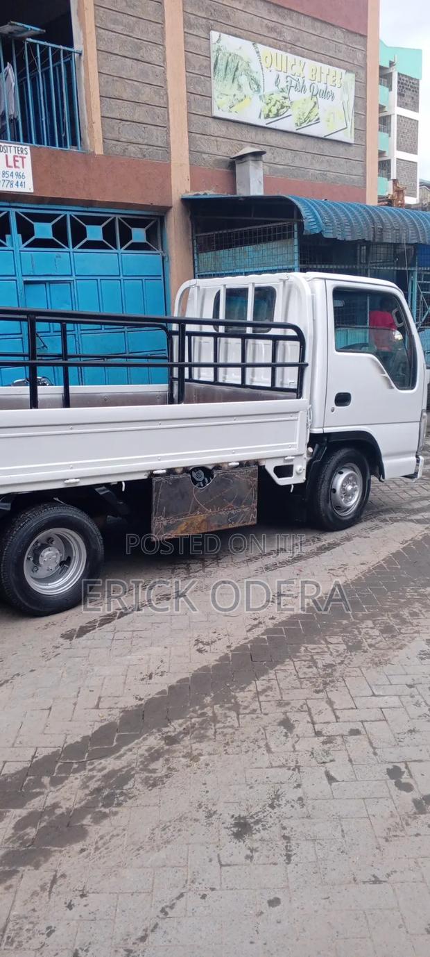 Isuzu Elf Truck